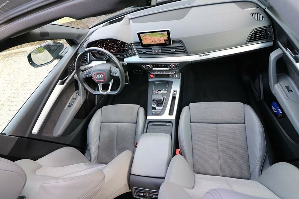 AUDI Q5 2.0 TDI quattro S-tronic