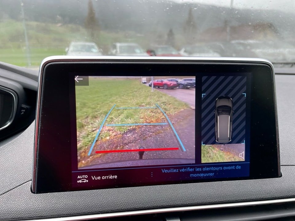 PEUGEOT 5008 1.5 HDi Active Pack 2022