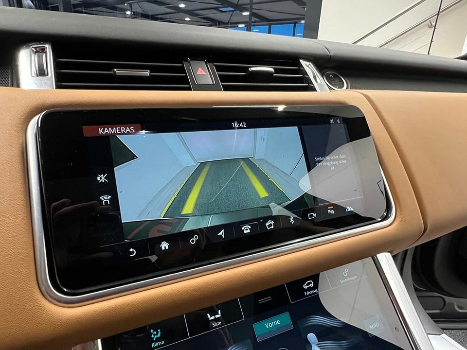 LAND ROVER Range Rover Sport D300 3.0D I6 MHEV AB Dynamic Automatic