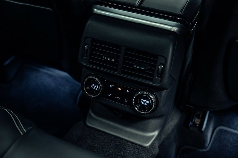 LAND ROVER Range Rover Velar SV Autobiography Dyn. Edition A