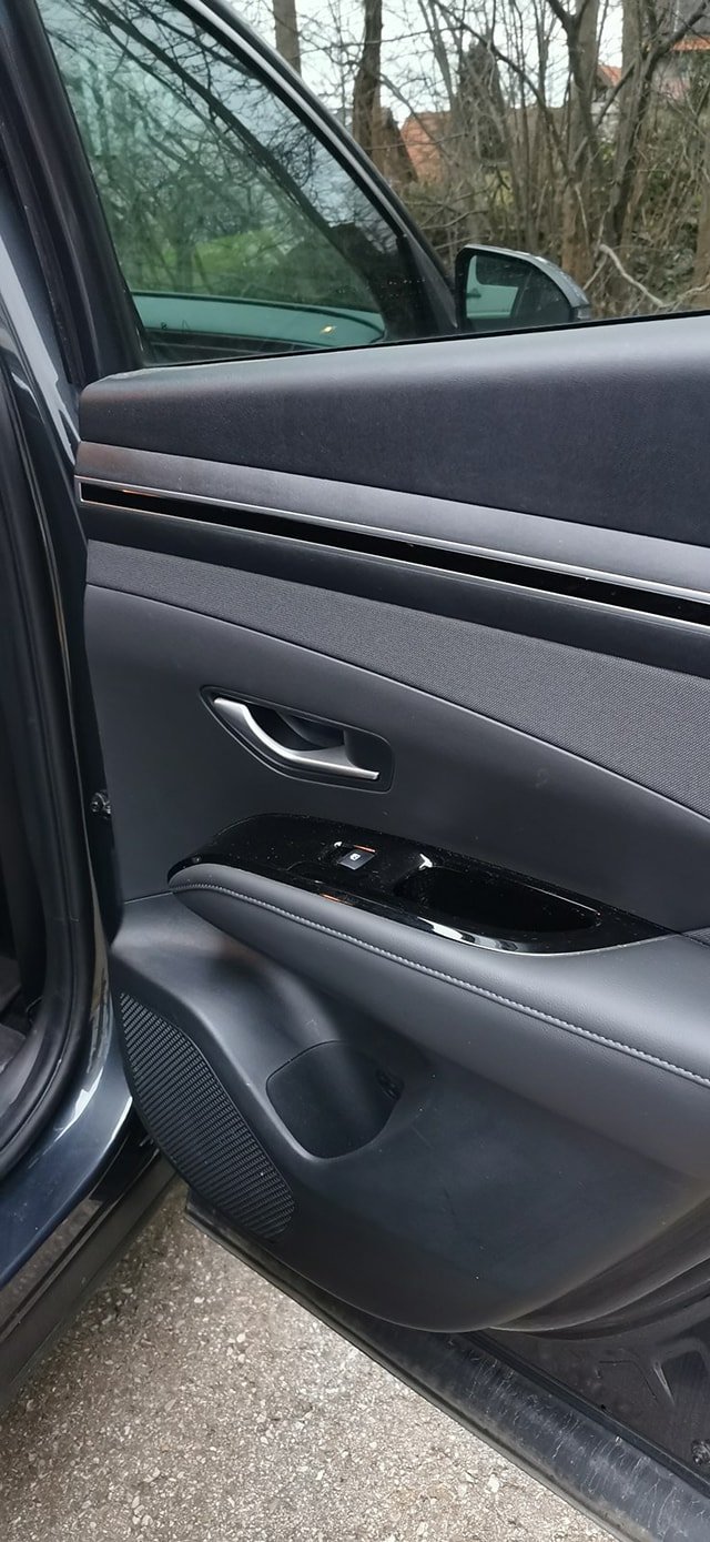 HYUNDAI Tucson 1.6 TGDI PHEV Amplia 4WD