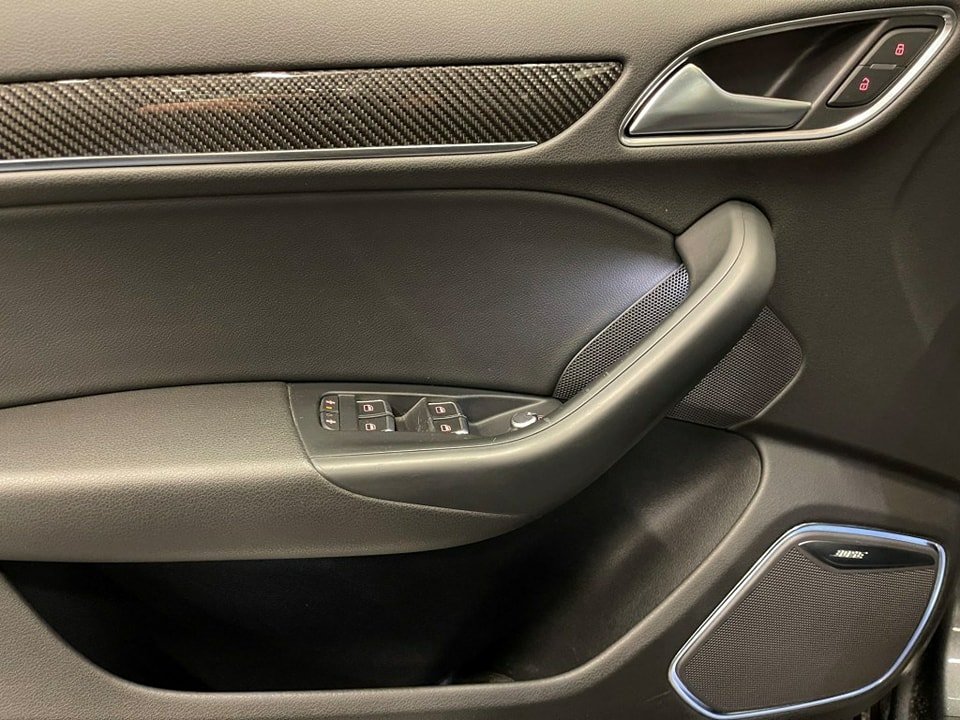 AUDI RS Q3 2.5 TFSI quattro S-tronic 2014