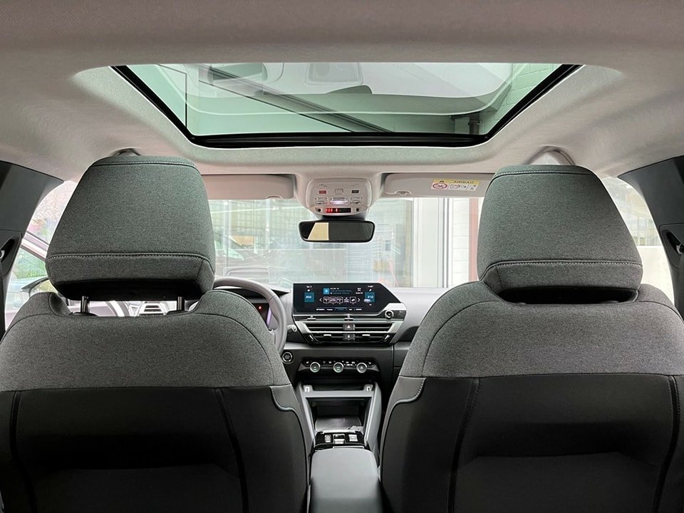 CITROEN C4 1.2 Pure Tech Shine EAT8