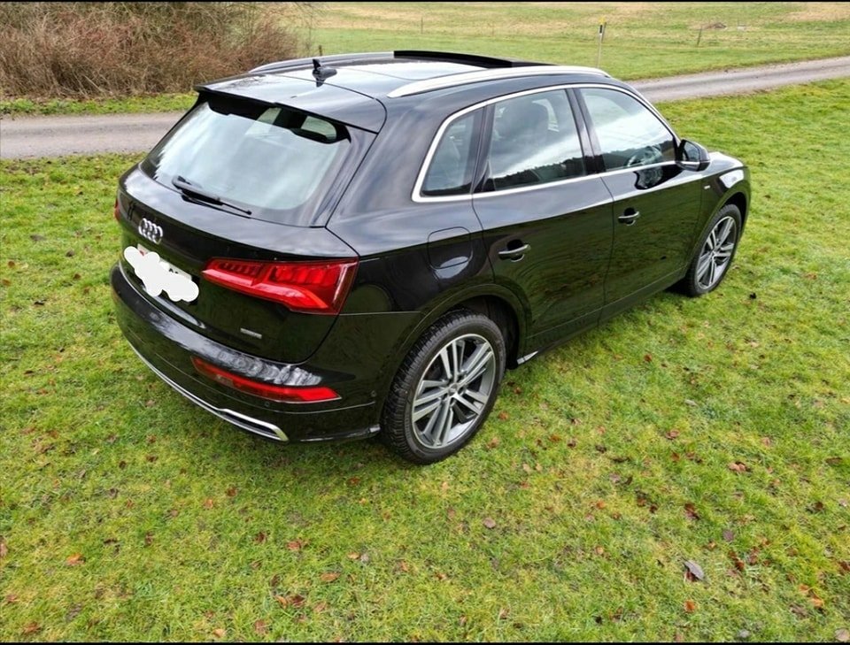 AUDI Q5 2.0 TDI quattro S-tronic