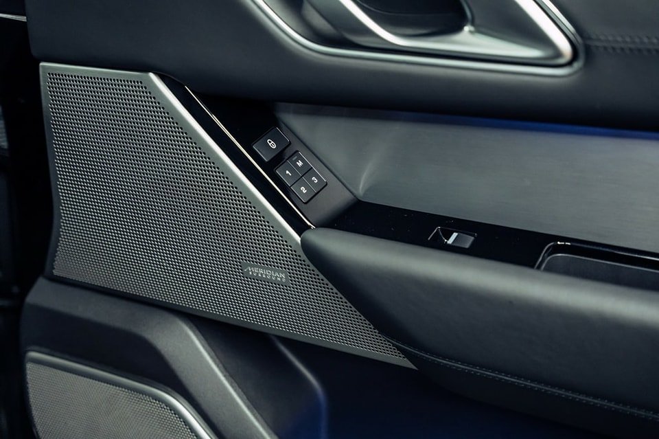 LAND ROVER Range Rover Velar SV Autobiography Dyn. Edition A