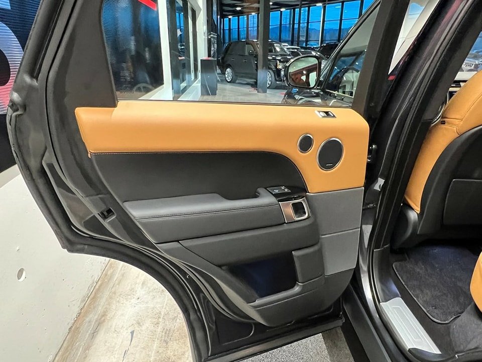 LAND ROVER Range Rover Sport D300 3.0D I6 MHEV AB Dynamic Automatic