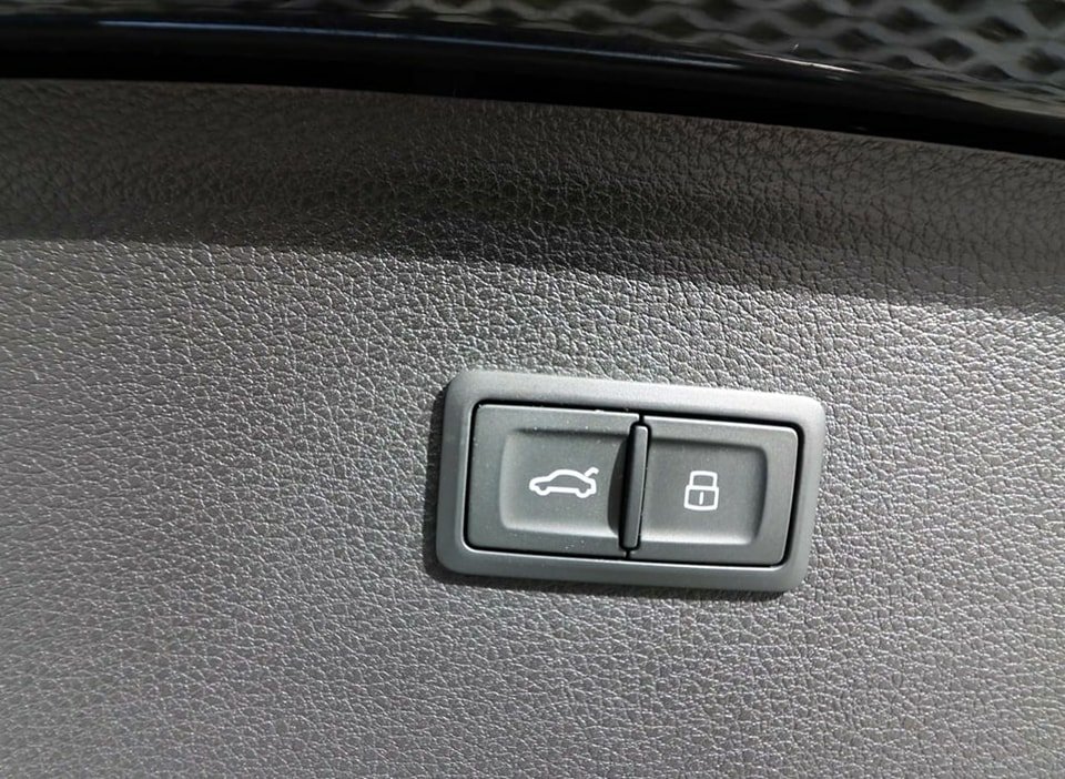 AUDI Q5 2.0 TDI quattro S-tronic