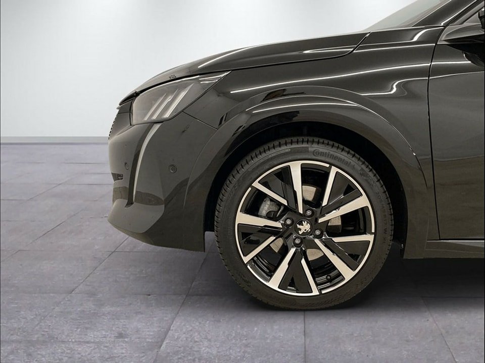 PEUGEOT 208 1.2 PureTech 130 GT Pack