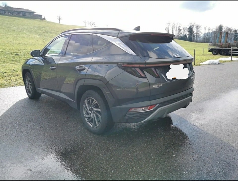 HYUNDAI Tucson 1.6 TGDI PHEV Amplia 4WD