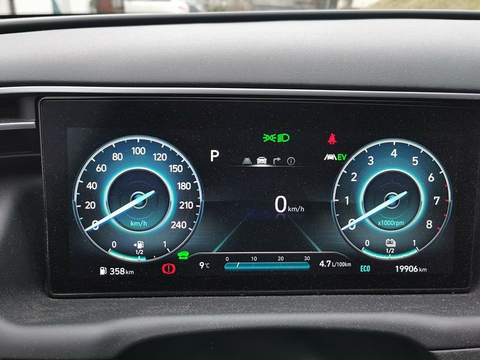 HYUNDAI Tucson 1.6 TGDI PHEV Amplia 4WD