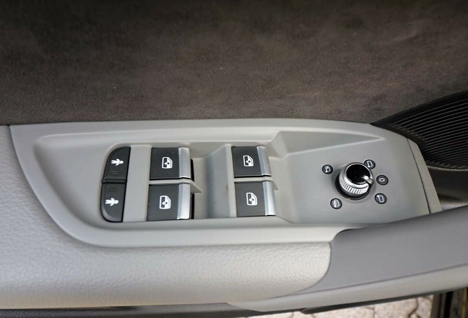 AUDI Q5 2.0 TDI quattro S-tronic