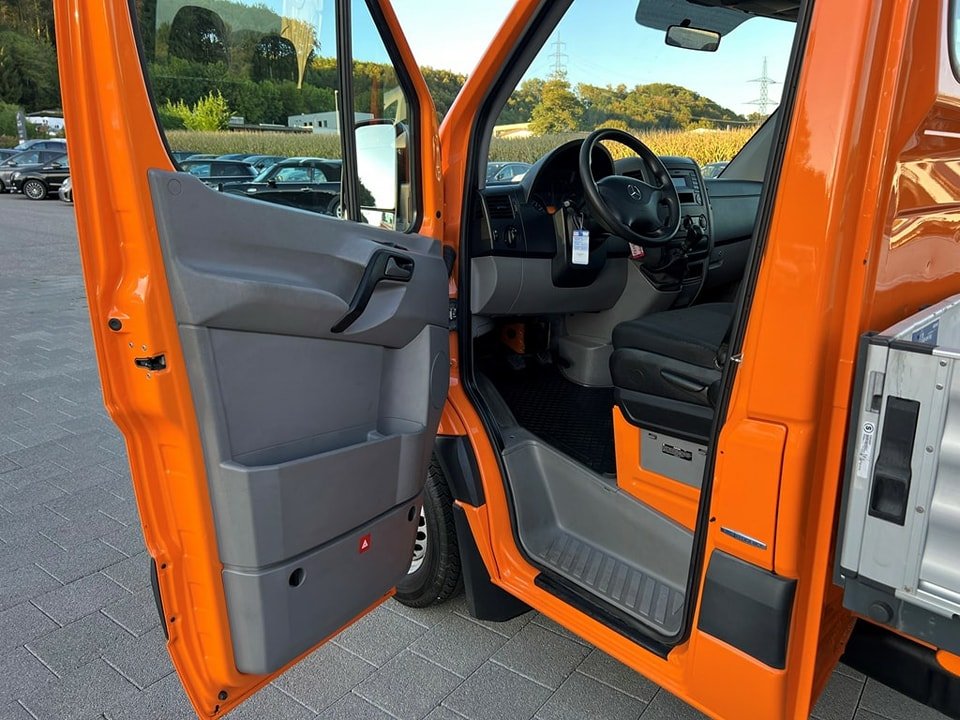 MERCEDES-BENZ Sprinter 214 CDI Standard