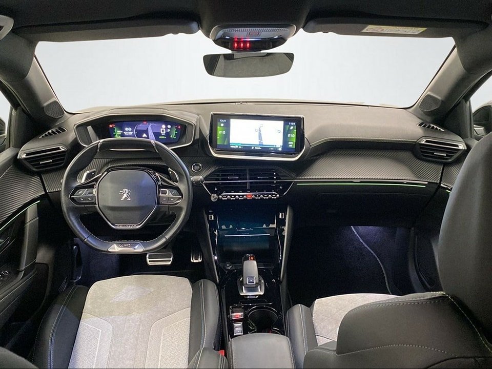 PEUGEOT 208 1.2 PureTech 130 GT Pack