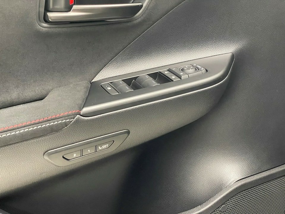 TOYOTA C-HR Plug-in Hybrid 2.0 HSD GR Sport Premiere