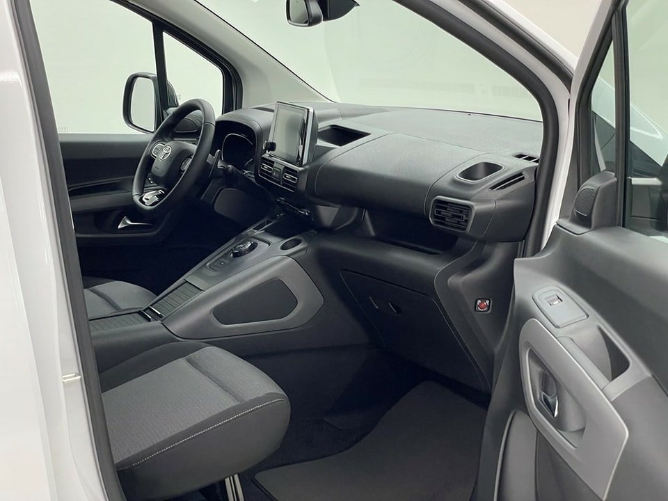 TOYOTA Proace City Verso L2 1.5 D Trend NEUF 20KM