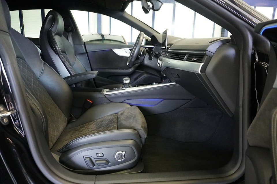 AUDI RS5 Sportback 2.9 TFSI quattro tiptronic Full Options