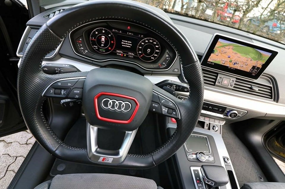 AUDI Q5 2.0 TDI quattro S-tronic