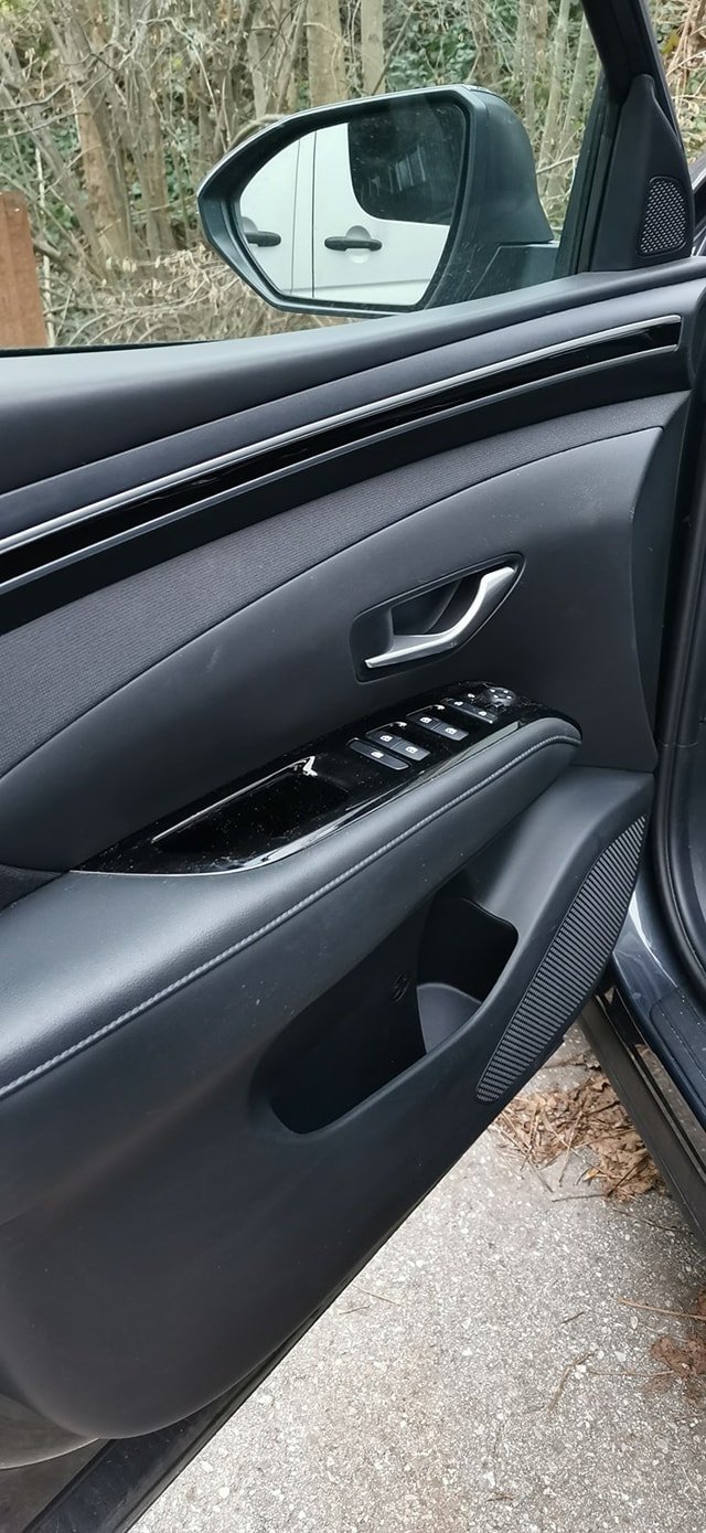 HYUNDAI Tucson 1.6 TGDI PHEV Amplia 4WD