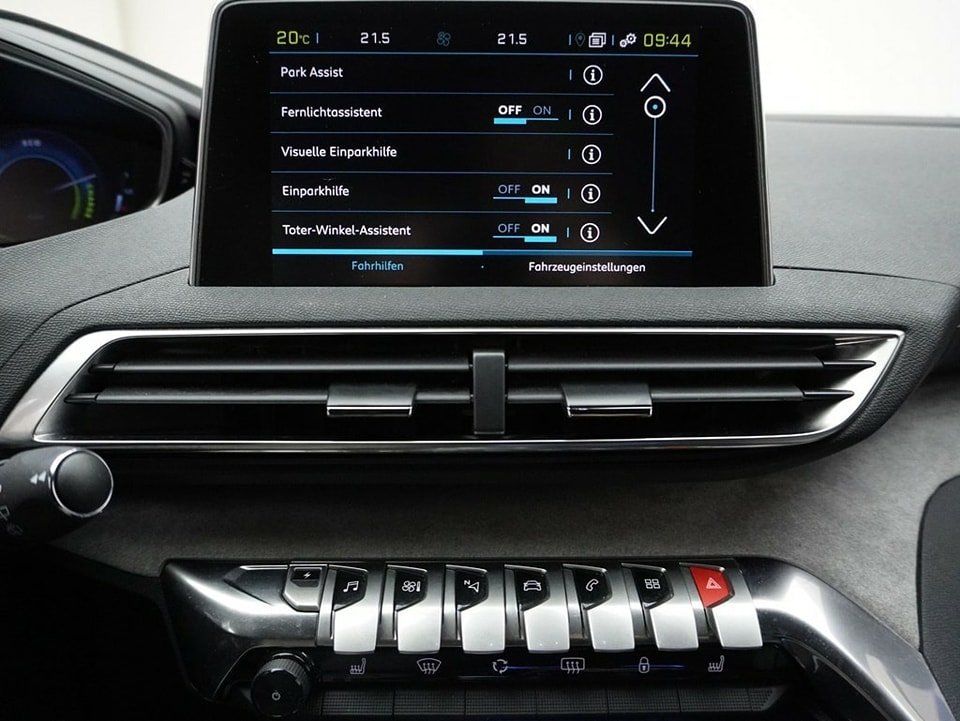 PEUGEOT 3008 1.6 Plug-in Hybrid4 GT