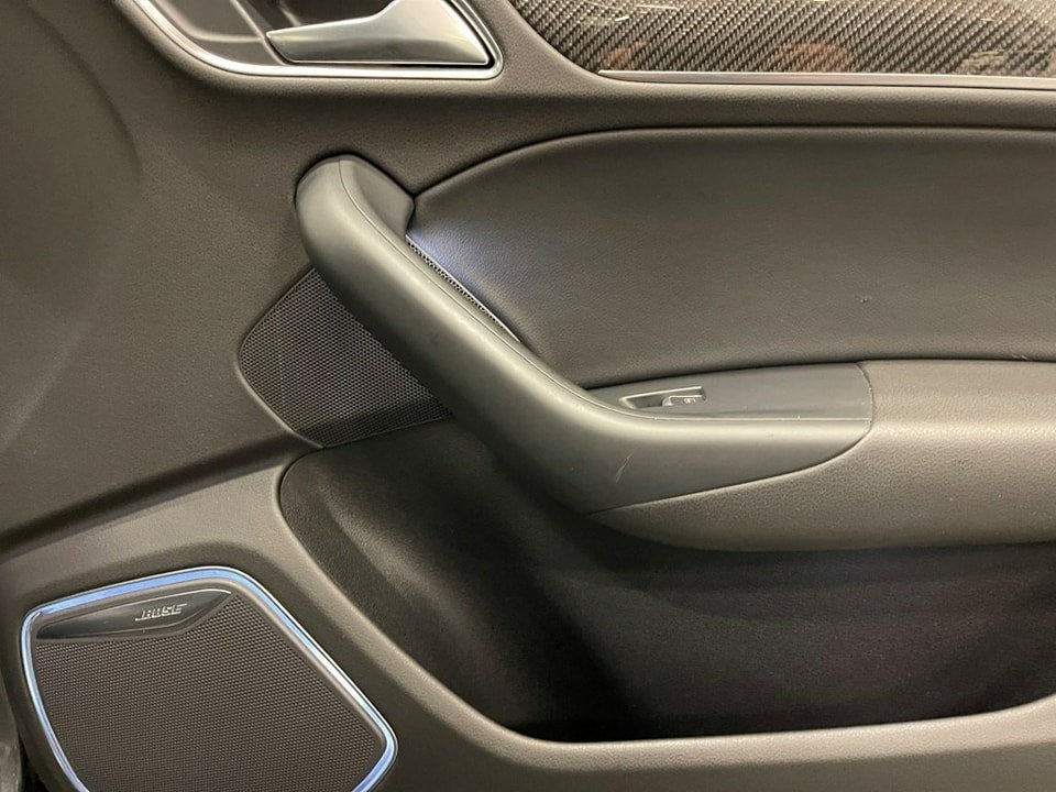 AUDI RS Q3 2.5 TFSI quattro S-tronic 2014