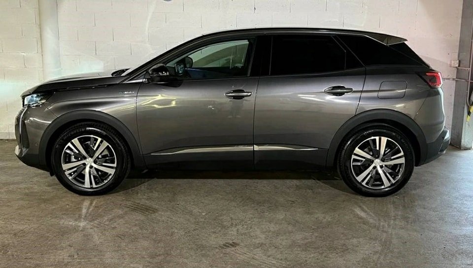 PEUGEOT 3008 300e Hybrid4 Allure Pack EAT8