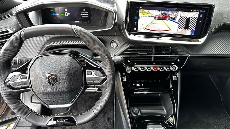 PEUGEOT 2008 e-GT NEUF 15KM