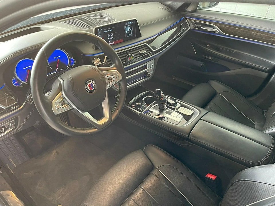 BMW-ALPINA B7 L BiTurbo 4.4 V8 xDrive Switch-Tronic