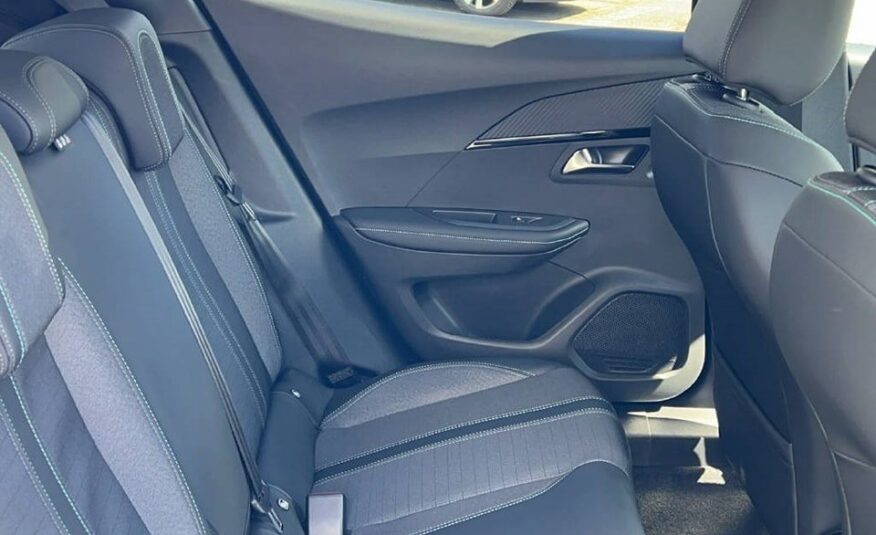 PEUGEOT 2008 e-Allure Pack 2022
