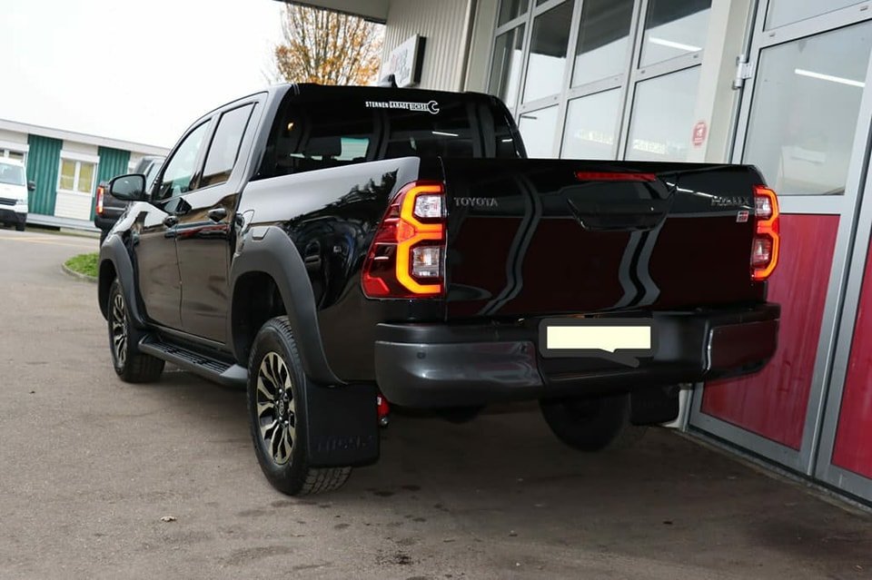 TOYOTA Hilux 2.8D-4D GR Sport Double Cab 4×4 A Véhicule neuf