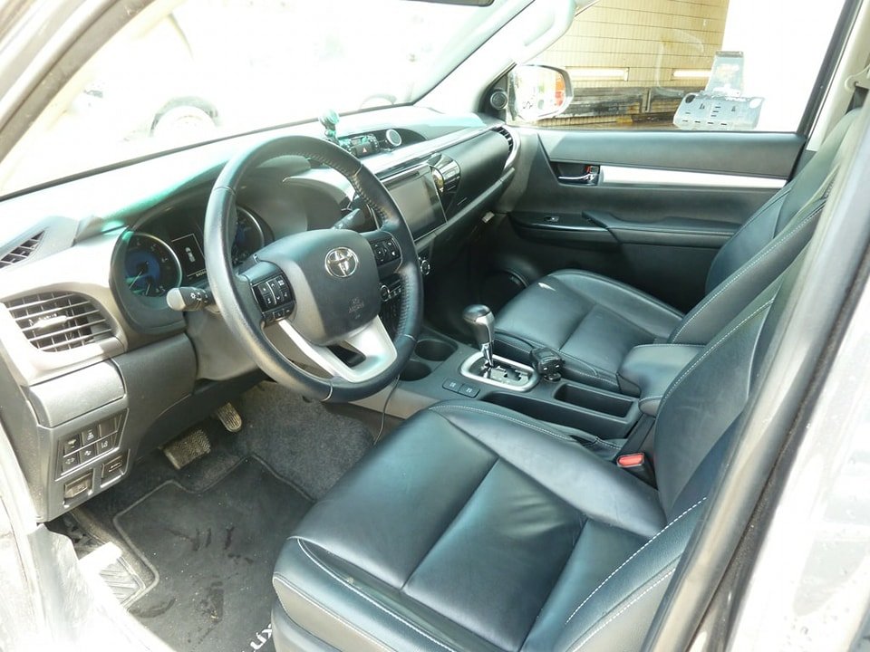 TOYOTA Hilux 2.4-4D Sol Premium Double Cab 4×4 A 2018