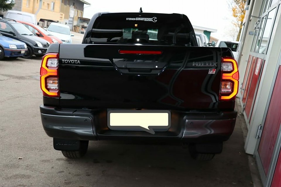 TOYOTA Hilux 2.8D-4D GR Sport Double Cab 4×4 A Véhicule neuf