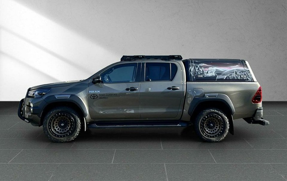 TOYOTA HI-LUX Hilux Double Cab.-Pick-up 2.8 D-4D 204 Invincible 2023