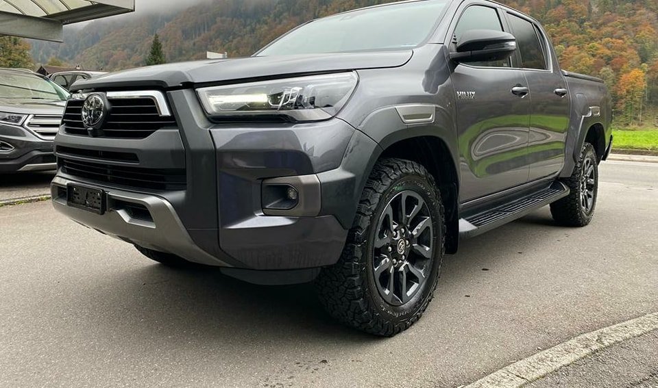 TOYOTA Hilux 2.8D-4D Invincible Double Cab 4×4 A 2022