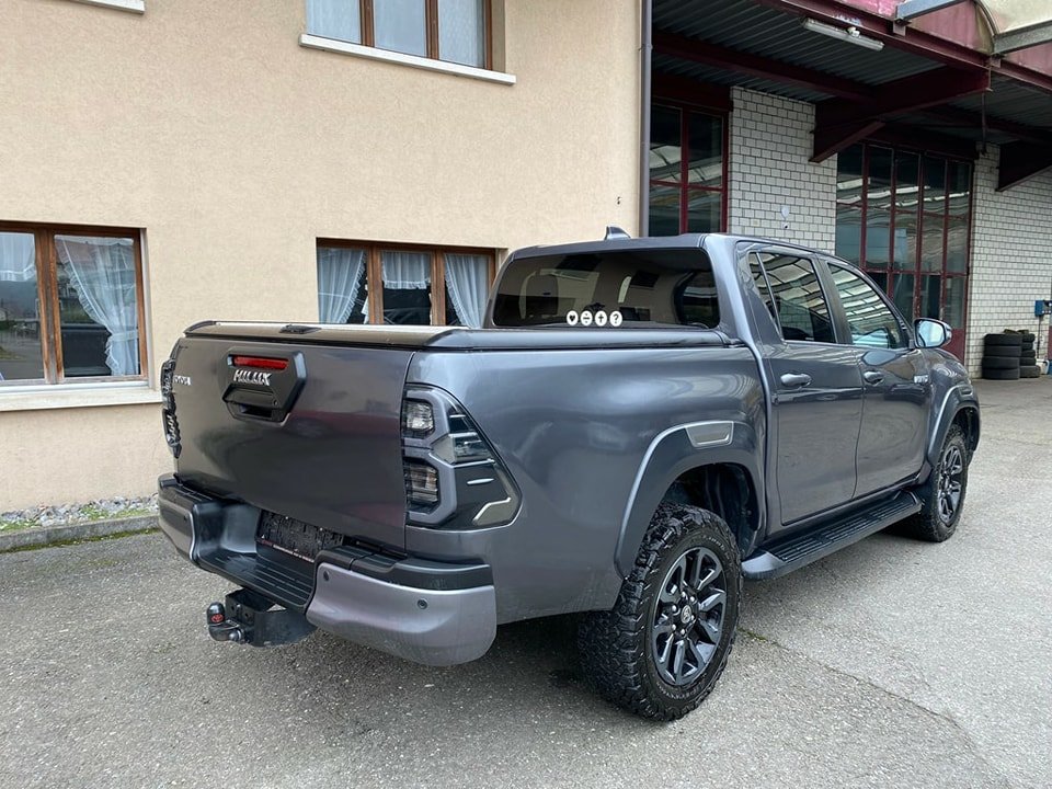 TOYOTA Hilux 2.8D-4D Invincible Double Cab 4×4 A 2022