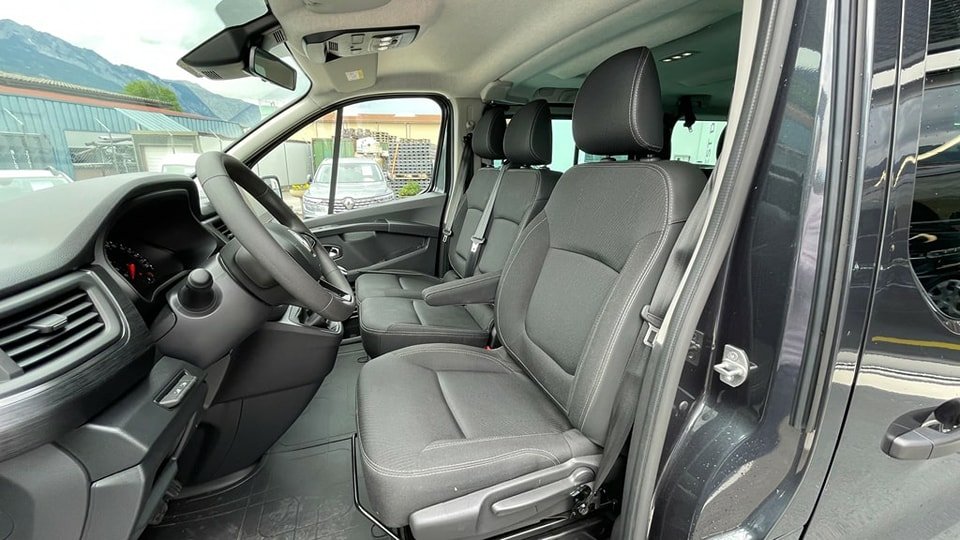 RENAULT Trafic Grand Passenger 2.0 dCi Blue 150 techno 2023