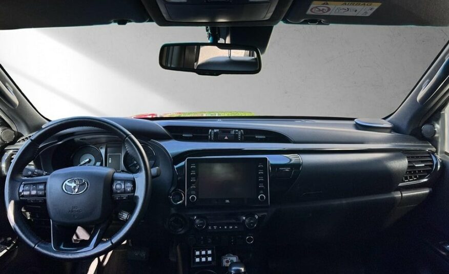TOYOTA HI-LUX Hilux Double Cab.-Pick-up 2.8 D-4D 204 Invincible 2023