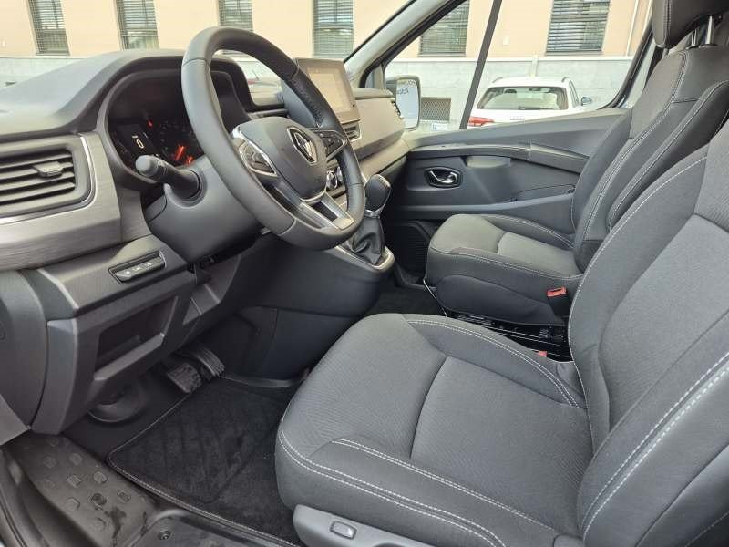 RENAULT Trafic Passenger & Spaceclass SPACECLASS Blue dCi 170 EDC NEUF