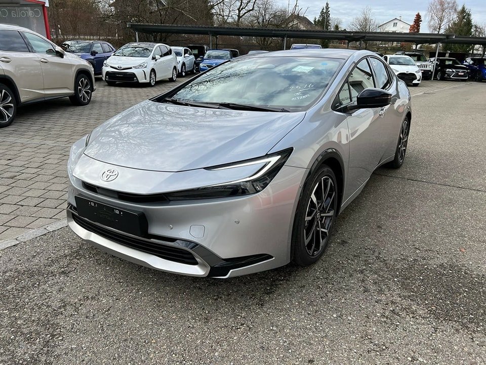 TOYOTA Prius 2.0 Plug-In-Hybrid Premium 2024 NEUF