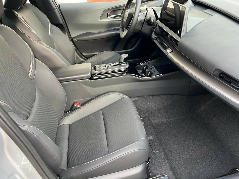 TOYOTA Prius 2.0 Plug-In-Hybrid Premium 2024 NEUF